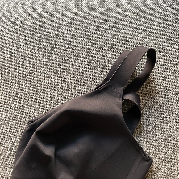 LULEMON bra - Picture 2 of 5